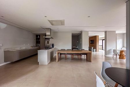 Apartamento à venda com 125m², 3 quartos e 3 vagas Apartamento à venda com 125m², 3 quartos e 3 vagasÁrea comum - Salão de festas