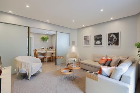 Sala de estar de apartamento à venda com 3 quartos, 144m² em Chora Menino, São Paulo