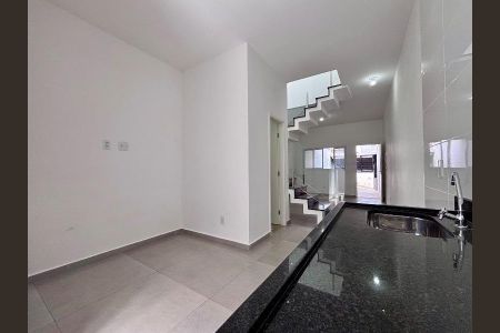 Foto 10 de casa à venda com 3 quartos, 130m² em Vila Medeiros, São Paulo