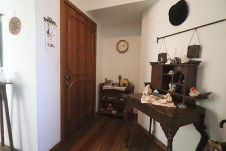 Apartamento à venda com 159m², 4 quartos e sem vagaSala