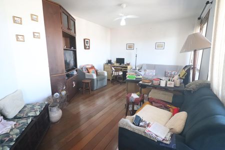 Apartamento à venda com 159m², 4 quartos e sem vagaSala