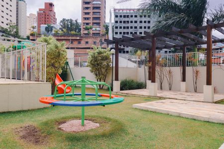Apartamento à venda com 85m², 2 quartos e 2 vagas Apartamento à venda com 85m², 2 quartos e 2 vagasÁrea comum - Playground