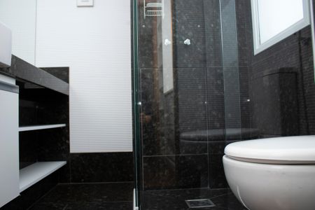Apartamento para alugar com 117m², 2 quartos e 2 vagas Apartamento para alugar com 117m², 2 quartos e 2 vagasBanheiro da Suíte 1