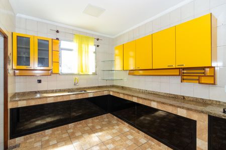 Apartamento para alugar com 360m², 2 quartos e 1 vaga Apartamento para alugar com 360m², 2 quartos e 1 vagaCozinha