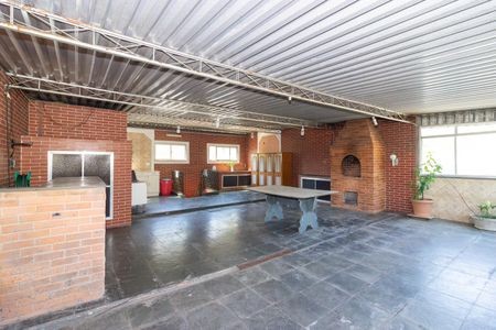 Apartamento para alugar com 360m², 2 quartos e 1 vaga Apartamento para alugar com 360m², 2 quartos e 1 vagaTerraço