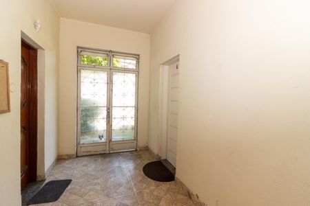Apartamento para alugar com 360m², 2 quartos e 1 vaga Apartamento para alugar com 360m², 2 quartos e 1 vagaEntrada