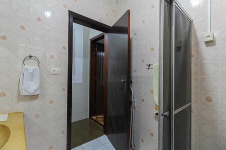 Casa à venda com 150m², 2 quartos e 3 vagas Casa à venda com 150m², 2 quartos e 3 vagasBanheiro Social 2