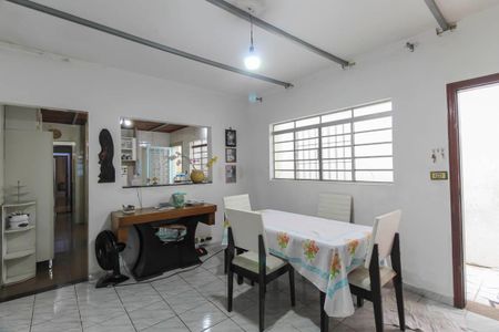 Casa à venda com 150m², 2 quartos e 3 vagas Casa à venda com 150m², 2 quartos e 3 vagasSala de Jantar