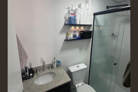 Banheiro da Suíte de apartamento para alugar com 2 quartos, 60m² em Vila Ema, São Paulo