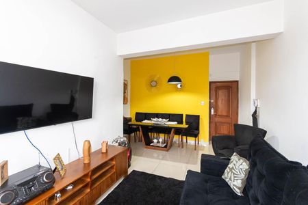 Apartamento à venda com 110m², 2 quartos e 1 vagaSala