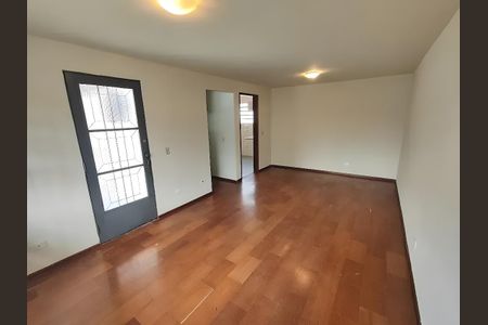 Sala de casa para alugar com 2 quartos, 59m² em Vera Cruz, Belo Horizonte