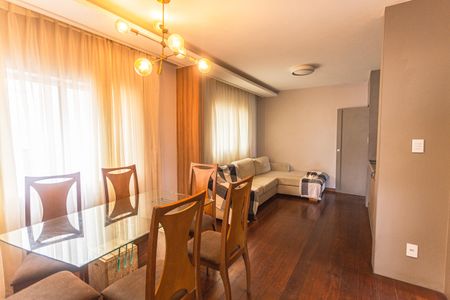 Apartamento à venda com 145m², 4 quartos e 2 vagas Apartamento à venda com 145m², 4 quartos e 2 vagasSala 2
