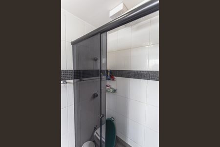 Apartamento à venda com 145m², 4 quartos e 2 vagas Apartamento à venda com 145m², 4 quartos e 2 vagasBanheiro da Suíte