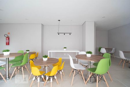 Apartamento à venda com 48m², 2 quartos e 1 vaga Apartamento à venda com 48m², 2 quartos e 1 vagaÁrea Comum
