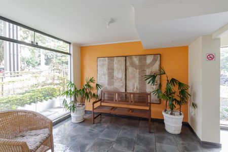 Apartamento à venda com 54m², 2 quartos e 2 vagas Apartamento à venda com 54m², 2 quartos e 2 vagasHall Social