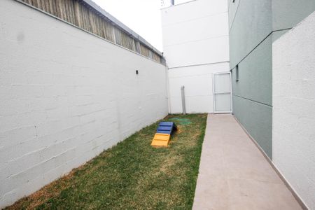 Apartamento à venda com 30m², 2 quartos e sem vagaÁrea comum