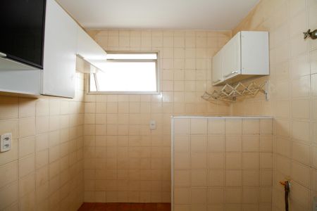 Apartamento à venda com 40m², 1 quarto e 1 vaga Apartamento à venda com 40m², 1 quarto e 1 vagaCozinha e Área de Serviço