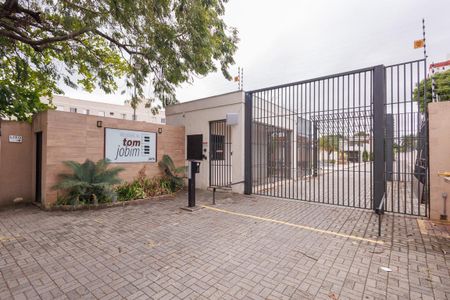 Apartamento para alugar com 69m², 2 quartos e 2 vagasFachada e portaria