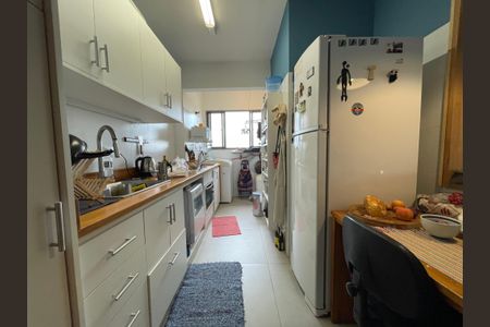 Apartamento à venda com 75m², 2 quartos e 1 vaga Apartamento à venda com 75m², 2 quartos e 1 vagaCozinha