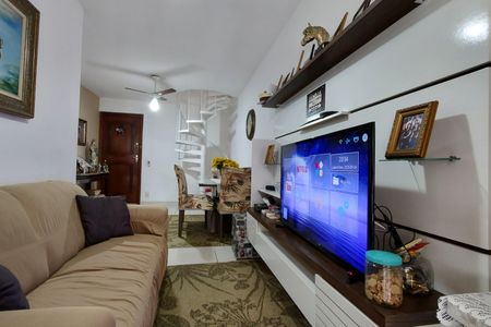 Apartamento à venda com 133m², 2 quartos e 1 vaga Apartamento à venda com 133m², 2 quartos e 1 vagaSala