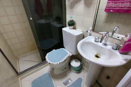 Apartamento à venda com 133m², 2 quartos e 1 vaga Apartamento à venda com 133m², 2 quartos e 1 vagaBanheiro 2