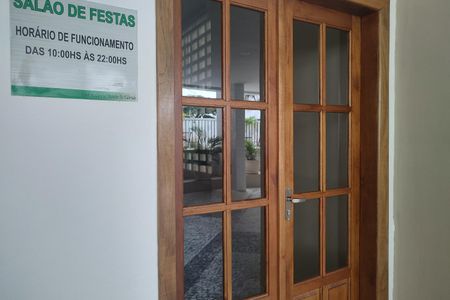 Apartamento à venda com 133m², 2 quartos e 1 vaga Apartamento à venda com 133m², 2 quartos e 1 vagaÁrea comum - Salão de festas