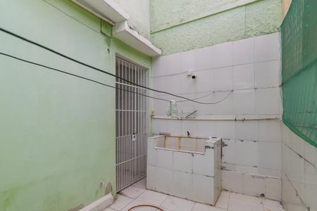 Casa à venda com 200m², 4 quartos e 1 vagaÁrea de Serviço externa