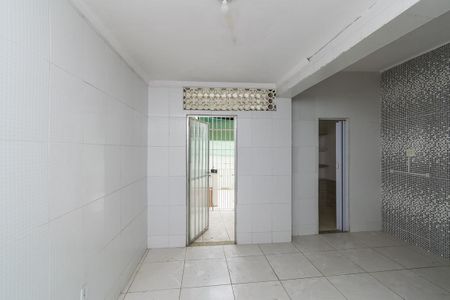 Casa à venda com 200m², 4 quartos e 1 vagaÁrea de Serviço