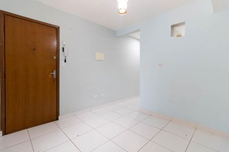Apartamento à venda com 45m², 1 quarto e sem vagaSala/Quarto