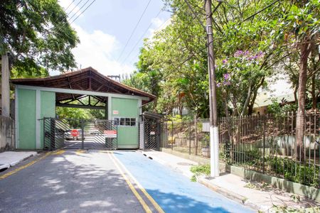 Apartamento à venda com 64m², 2 quartos e 1 vagaFachada e portaria