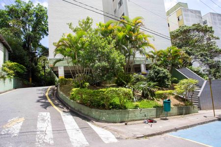 Apartamento à venda com 64m², 2 quartos e 1 vagaÁrea comum