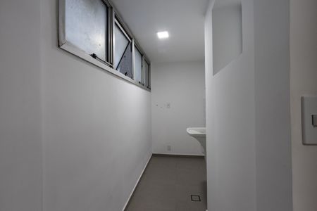 Apartamento à venda com 115m², 2 quartos e 1 vaga Apartamento à venda com 115m², 2 quartos e 1 vagaÁrea de Serviço