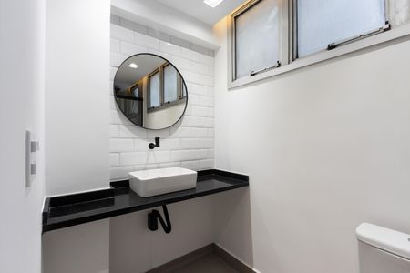 Apartamento à venda com 115m², 2 quartos e 1 vaga Apartamento à venda com 115m², 2 quartos e 1 vagaBanheiro da Suíte