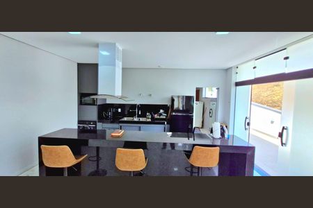 Casa de condomínio à venda com 282m², 3 quartos e 4 vagasCozinha