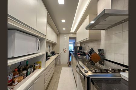 Apartamento à venda com 84m², 3 quartos e 2 vagas Apartamento à venda com 84m², 3 quartos e 2 vagasCozinha