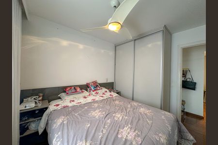 Apartamento à venda com 84m², 3 quartos e 2 vagas Apartamento à venda com 84m², 3 quartos e 2 vagasSuíte