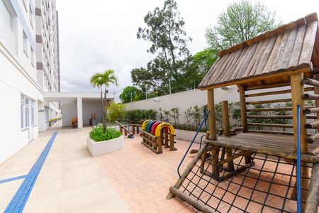 Apartamento à venda com 43m², 2 quartos e 1 vaga Apartamento à venda com 43m², 2 quartos e 1 vagaÁrea comum - Playground