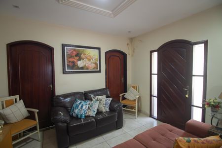 Sala de casa para alugar com 3 quartos, 200m² em Gradim, São Gonçalo