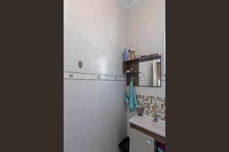Casa à venda com 93m², 3 quartos e 4 vagas Casa à venda com 93m², 3 quartos e 4 vagasBanheiro da Suíte