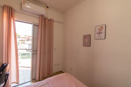 Casa à venda com 93m², 3 quartos e 4 vagas Casa à venda com 93m², 3 quartos e 4 vagasQuarto