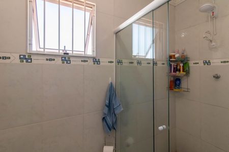 Casa à venda com 93m², 3 quartos e 4 vagas Casa à venda com 93m², 3 quartos e 4 vagasBanheiro Social