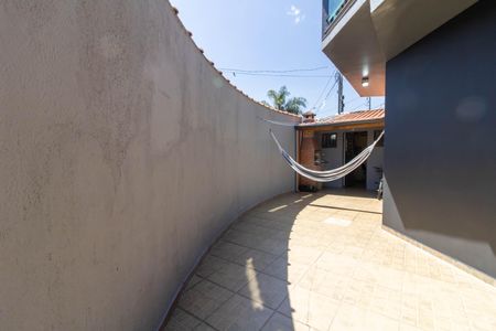 Casa à venda com 93m², 3 quartos e 4 vagas Casa à venda com 93m², 3 quartos e 4 vagasArea Externa