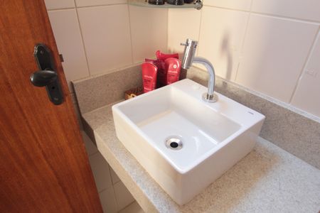 Apartamento à venda com 75m², 3 quartos e 2 vagasBanheiro da Suíte