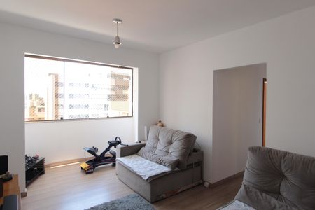 Apartamento à venda com 75m², 3 quartos e 2 vagasSala