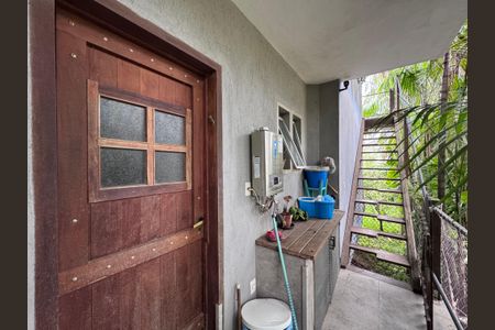 Casa à venda com 320m², 4 quartos e 2 vagas Casa à venda com 320m², 4 quartos e 2 vagasÁrea de Serviço