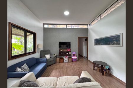 Sala de casa à venda com 4 quartos, 320m² em Vargem Grande, Rio de Janeiro