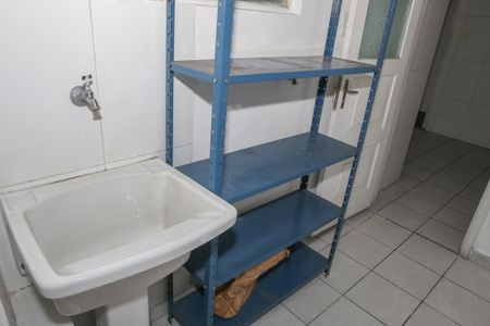 Apartamento à venda com 80m², 2 quartos e 1 vaga Apartamento à venda com 80m², 2 quartos e 1 vagaÁrea de Serviço
