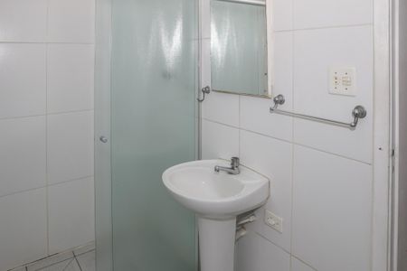 Apartamento à venda com 80m², 2 quartos e 1 vaga Apartamento à venda com 80m², 2 quartos e 1 vagaBanheiro