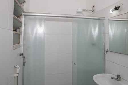 Apartamento à venda com 80m², 2 quartos e 1 vaga Apartamento à venda com 80m², 2 quartos e 1 vagaBanheiro