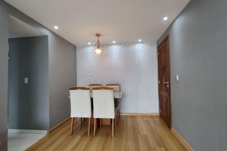 Sala de apartamento à venda com 2 quartos, 60m² em Taquara, Rio de Janeiro